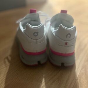 Pink women’s on clouds! Worn once or twice!